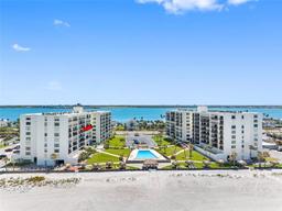 Picture of 1400 Gulf Boulevard Unit 511, Clearwater Beach, FL 33767