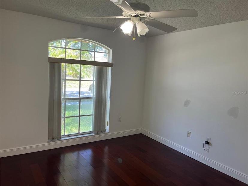 Picture of 8908 Southbay Drive, Tampa FL 33615