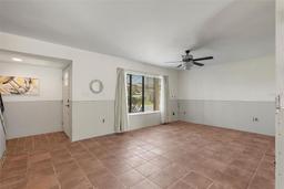 Picture of 6490 Cape Hatteras Way Ne Unit 4, St Petersburg, FL 33702