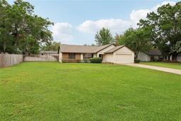 Picture of 4145 Dora Wood Drive, Mount Dora, FL 32757