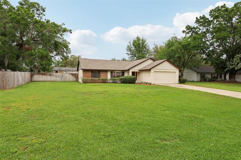 Picture of 4145 Dora Wood Drive, Mount Dora FL 32757