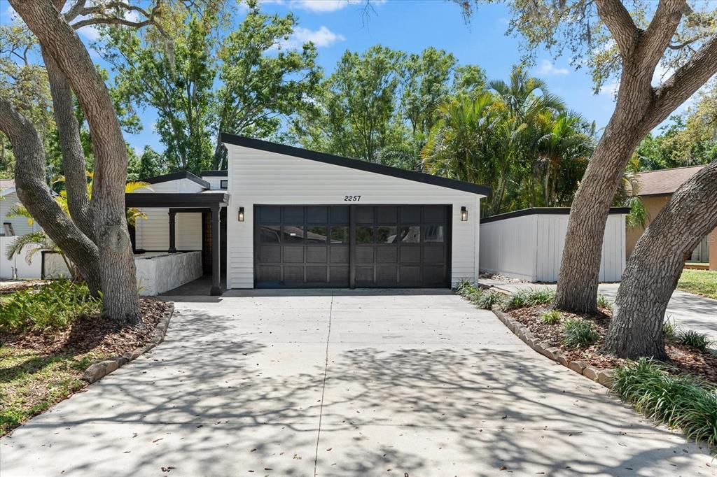 Picture of 2257 Lake Drive, Dunedin, FL 34698