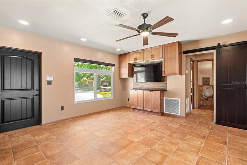 Picture of 7230 17Th Lane N, St Petersburg FL 33702