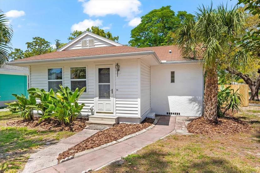 Picture of 1232 Sedeeva Circle S, Clearwater FL 33755