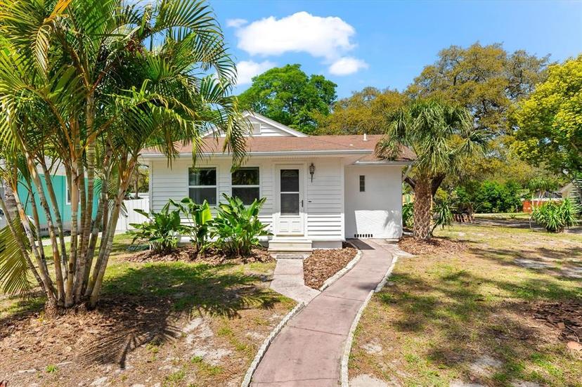 Picture of 1232 Sedeeva Circle S, Clearwater FL 33755