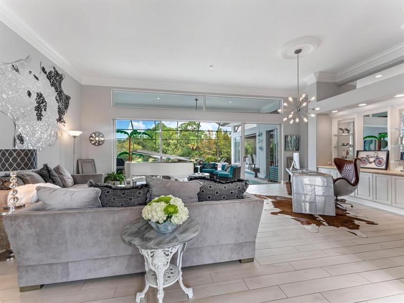 Picture of 8687 Woodbriar Drive, Sarasota FL 34238