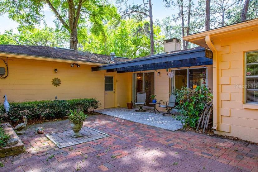 Picture of 1705 NW 22Nd Drive, Gainesville FL 32605