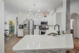 Picture of 506 Pineloch Drive, Haines City, FL 33844