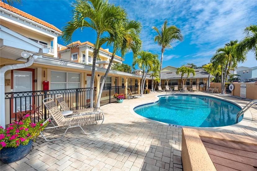 Picture of 17505 Gulf Boulevard Unit 9, St Petersburg FL 33708