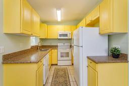 Picture of 411 Hibiscus Road, Casselberry, FL 32707