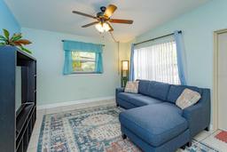 Picture of 411 Hibiscus Road, Casselberry, FL 32707