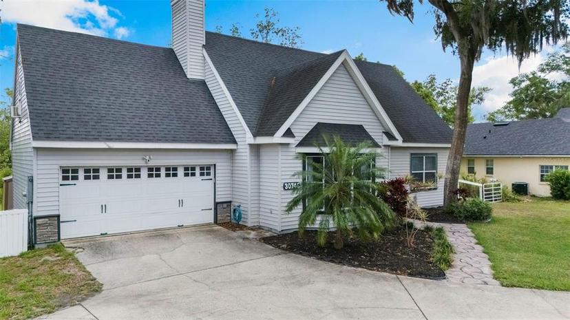 Picture of 30746 Fairview Avenue, Tavares FL 32778