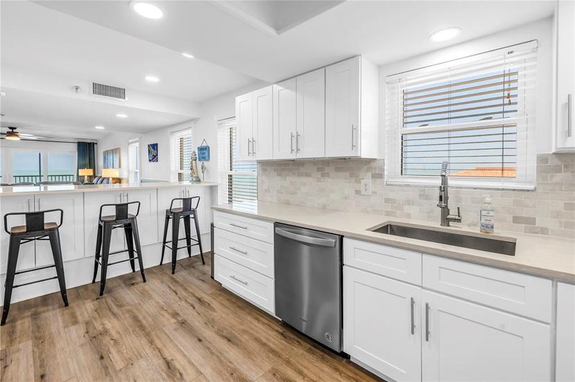 Picture of 900 Gulf Boulevard Unit 508, Indian Rocks Beach FL 33785