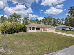 Picture of 1389 W Valiant Place, Dunnellon, FL 34434