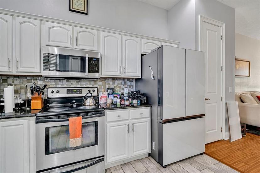 Picture of 8614 Miramar Terrace Circle, Temple Terrace FL 33637