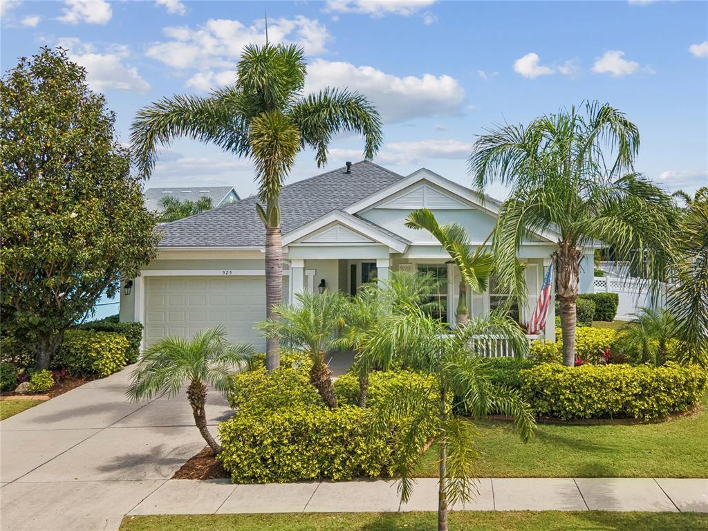 Picture of 525 Manns Harbor Drive, Apollo Beach, FL 33572