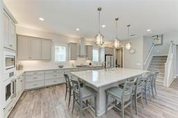 Picture of 8059 Waterbend Trail, Sarasota, FL 34240