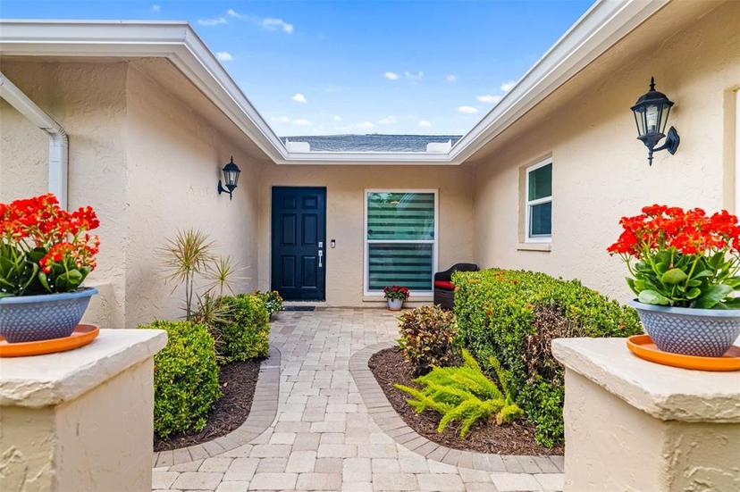 Picture of 6940 W Country Club Drive N Unit V-77, Sarasota FL 34243
