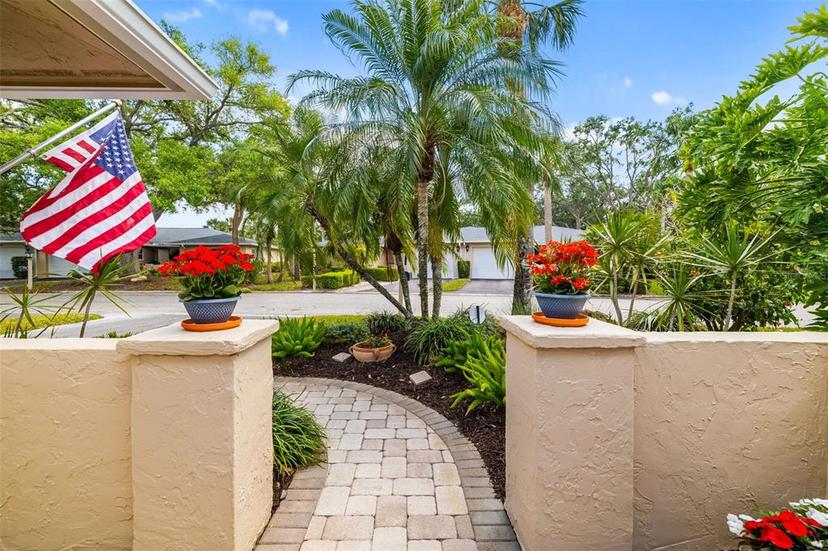 Picture of 6940 W Country Club Drive N Unit V-77, Sarasota FL 34243