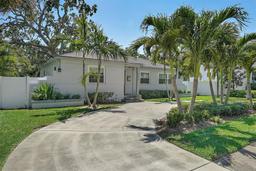 Picture of 322 35Th Avenue Ne, St Petersburg, FL 33704