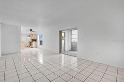 Picture of 1038 Plantation Drive Unit D9, Kissimmee, FL 34741
