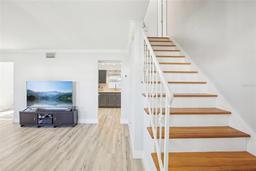 Picture of 8439 Boxwood Drive, Tampa, FL 33615