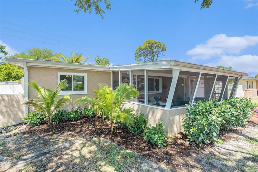 Picture of 5700 Bay Street Ne, St Petersburg FL 33703