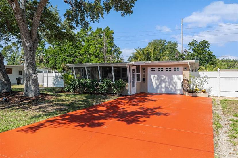 Picture of 5700 Bay Street Ne, St Petersburg FL 33703