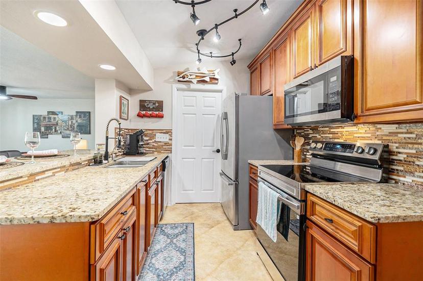 Picture of 5700 Bay Street Ne, St Petersburg FL 33703