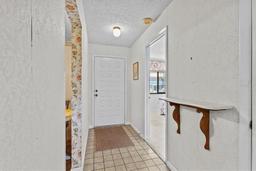 Picture of 1800 Mariner Drive Unit 2, Tarpon Springs, FL 34689
