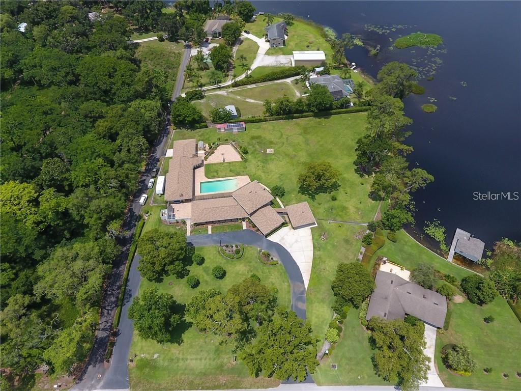 Picture of 910 N Kepler Road, Deland, FL 32724