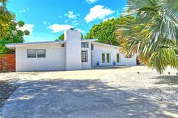 Picture of 6115 6Th Avenue Nw, Bradenton, FL 34209