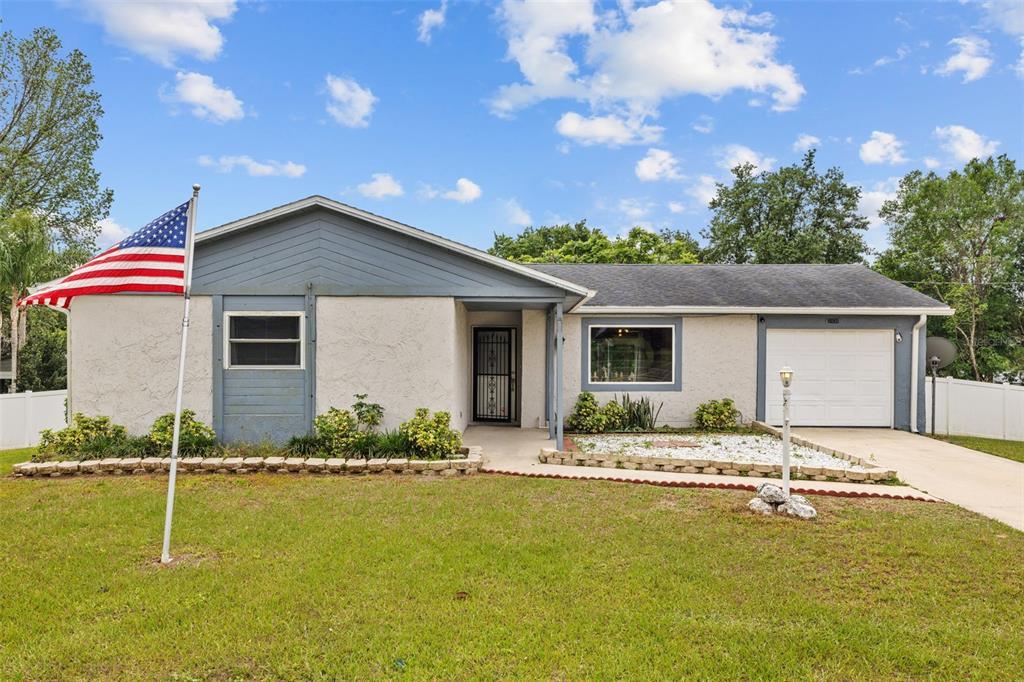 Picture of 37420 Clinton Avenue, Dade City, FL 33525
