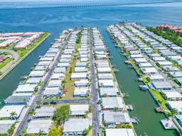 Picture of 18675 Us Highway 19 N Unit 140, Clearwater, FL 33764