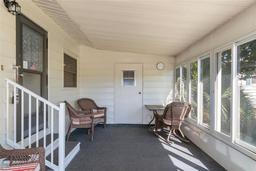 Picture of 7363 Eastern Circle Drive, Brooksville, FL 34613