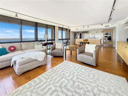 Picture of 3301 Bayshore Boulevard Unit 2003D, Tampa, FL 33629