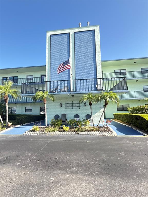 Picture of 5973 Terrace Park Drive N Unit 311, St Petersburg, FL 33709