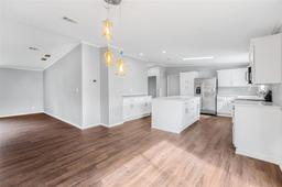 Picture of 7706 23Rd Street, Zephyrhills, FL 33540