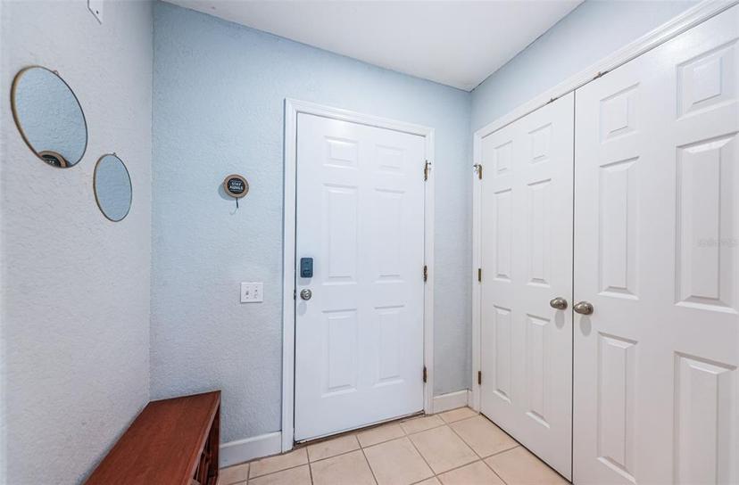 Picture of 805 100Th Avenue N, St Petersburg FL 33702