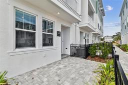 Picture of 445 31St Way N, St Petersburg, FL 33713