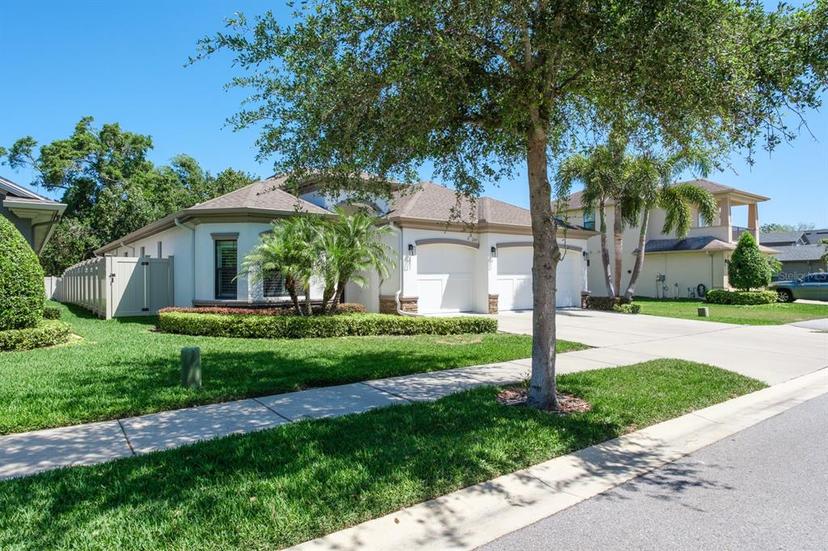 Picture of 2226 Highwood Court, Dunedin FL 34698
