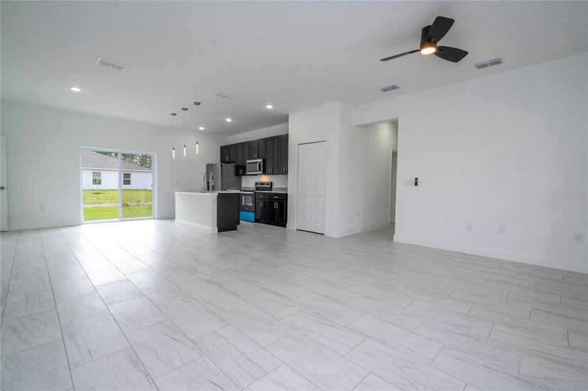 Picture of 9841 N Swanee Terrace, Dunnellon FL 34433