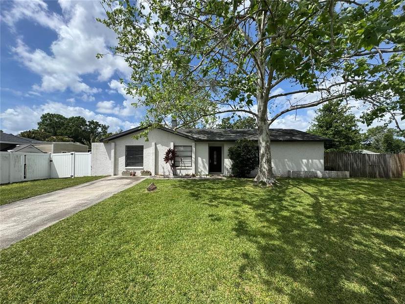 Picture of 3206 Las Brisas Drive, Riverview FL 33578