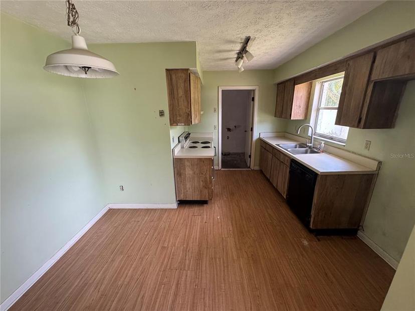 Picture of 3206 Las Brisas Drive, Riverview FL 33578