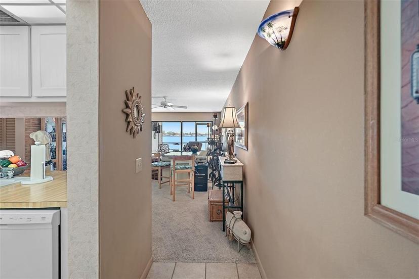 Picture of 6265 Sun Boulevard Unit 107, St Petersburg FL 33715