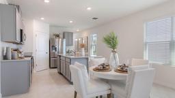 Picture of 206 Amberwood Way, Umatilla, FL 32784