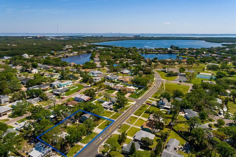 Picture of 311 83Rd Avenue Ne, St Petersburg FL 33702