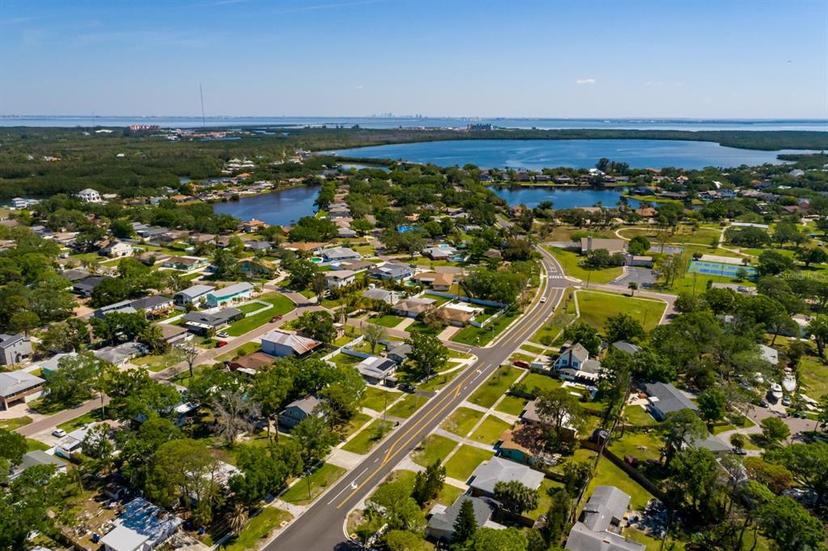 Picture of 311 83Rd Avenue Ne, St Petersburg FL 33702