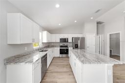 Picture of 207 Juniper Loop Circle, Ocala, FL 34480