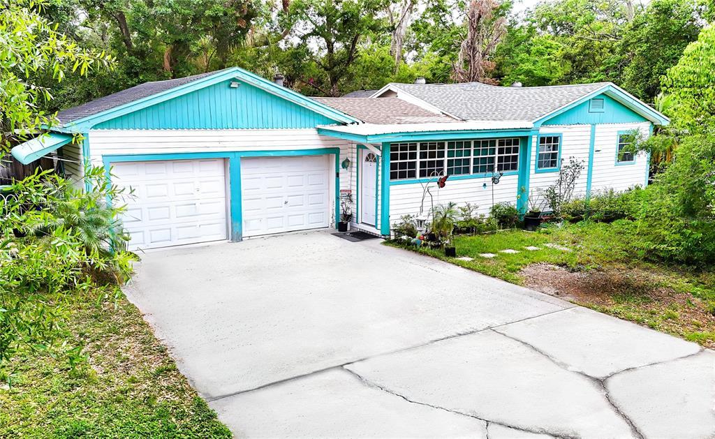 Picture of 8712 N Temple Avenue, Tampa, FL 33617